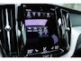 Volvo XC60 2.0 RECHARGE T6 340PK AWD R-DESIGN | PANO | TREKHAAK | CARPLAY | HUD | HARMAN/KARDON | ACC | DODEHOEK