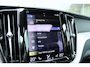 Volvo XC60 2.0 RECHARGE T6 340PK AWD R-DESIGN | PANO | TREKHAAK | CARPLAY | HUD | HARMAN/KARDON | ACC | DODEHOEK