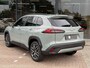 Toyota Corolla Cross Hybrid 140 Dynamic DODEHOEK DETECTIE | LANE ASSISTENT | ACHTERUIT RIJ CAMERA | NEDERLANDSE AUTO | LED PAKKET | NAVIGATIE | DAB RADIO | ADAPTIVE CRUISECONTROL| PARKEERSENSOREN | STOEL / STUUR VERWARMING |