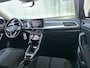 Volkswagen T-Roc 1.0 TSI Life Business Stoelverwarming Navigatie Parkeersensoren App-Connect DAB+