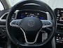 Volkswagen T-Roc 1.0 TSI Life Business Stoelverwarming Navigatie Parkeersensoren App-Connect DAB+