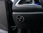 Volkswagen T-Roc 1.0 TSI Life Business Stoelverwarming Navigatie Parkeersensoren App-Connect DAB+
