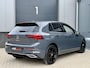 Volkswagen Golf 1.5 TSI *R-Velgen* Delfingrau / Adapt. Cruise / IQ light / Apple Carplay / Stoelverwarming / Camera / 150PK