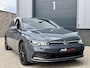 Volkswagen Golf 1.5 TSI *R-Velgen* Delfingrau / Adapt. Cruise / IQ light / Apple Carplay / Stoelverwarming / Camera / 150PK