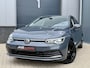 Volkswagen Golf 1.5 TSI *R-Velgen* Delfingrau / Adapt. Cruise / IQ light / Apple Carplay / Stoelverwarming / Camera / 150PK
