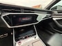 Audi RS6 Avant RS 6 TFSI quattro / Pano / Top View / Soft Close / 4WS / Ceramic / Eventuri / Blue Eye Laser / HUD / Individual .