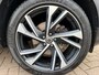 Volvo XC40 2.0 T5 AWD R-Design Intro Edition / Pano / Camera / ACC / Trekhaak .