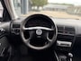 Volkswagen Golf 1.4-16V Trendl |Airco |Stuurbkr |Nieuwe APK |NAP