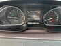 Peugeot 2008 1.2 PureTech Act. | AUTOM.|nieuwe Riem|Pano-dak|Trekh.|Navi GROOT scherm