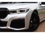 BMW 7-Serie 740i High Executive M-Sport|Pano|360|Keyless|HUD|Luchtvering|20"