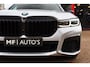 BMW 7-Serie 740i High Executive M-Sport|Pano|360|Keyless|HUD|Luchtvering|20"