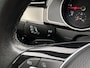 Volkswagen Passat Variant 1.6 TDI Connected Series Plus Pano / Stoelverwarming / Trekhaak