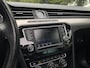 Volkswagen Passat Variant 1.6 TDI Connected Series Plus Pano / Stoelverwarming / Trekhaak