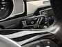 Volkswagen Passat Variant 1.6 TDI Connected Series Plus Pano / Stoelverwarming / Trekhaak