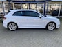Audi A3 1.2 TFSI Ambit. PL S S line / Afgeflakt stuurwiel / Cruise Controle