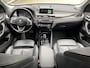 BMW X1 sDrive20i High Executive Stoelverwarming / Trekhaak / Head up / elek stoelen