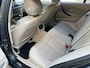 BMW 3-Serie Touring 316i Executive Sport Cruise controle / Camera / Elek climate control / getint / 19''