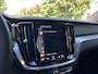 Volvo V60 2.0 T6 Twin Engine AWD Inscription Camera / Trekhaak / Stoelverwarming Voor & Achter