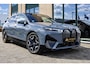 BMW iX xDrive50 112 kWh M-Sport |Individual Storm Bay|B&W Diamond|Massage|Laser|Trekhaak|Sky Lounge|