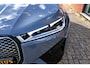 BMW iX xDrive50 112 kWh M-Sport |Individual Storm Bay|B&W Diamond|Massage|Laser|Trekhaak|Sky Lounge|