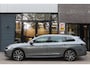 Volkswagen Passat Variant 1.5 eHybrid R-Line Business IQ.Light/Keyless/Camera/Navi/ACC/DCC/19"/Trekhaak wegkl.