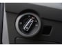 Volkswagen Transporter 2.0 TDI L2H1 32 DC Caravelle Virtual, Adaptieve Cruise, Carplay, LED, 204pk, Stoelverwarming, Clima, Automaat, 2 x Schuifdeur, Multimedia, Uniek!