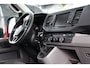 Volkswagen Crafter 2.0 TDI L3H2 Black Edition Adaptieve Cruise, Camera, Carplay, LED, 2 x Schuifdeur, 177pk, Automaat, Geveerde stoel, Massage Stoel, Trekhaak, Uniek!