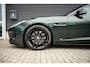 Jaguar F-Type 2.0T R-Dynamic | Org. NL! | British Racing Green | CarPlay | Stoelventilatie | Navi | Camera | Full Service File |