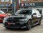 BMW 3-Serie Touring 330e xDrive PANO LASER LED HARMAN KARDON CAMERA 19 INCH ELEK TREKHAAK