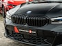 BMW 3-Serie Touring 330e xDrive PANO LASER LED HARMAN KARDON CAMERA 19 INCH ELEK TREKHAAK