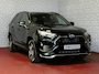 Toyota RAV4 2.5 Plug-in Hybrid AWD 306PK ✅Fabrieksnieuw✅ – direct leverbaar | 1500KG trekgewicht | Head-up | Camera | LED | Elektr. klep | Stoelverw PHEV PLUG IN