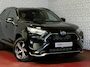 Toyota RAV4 2.5 Plug-in Hybrid AWD 306PK ✅Fabrieksnieuw✅ – direct leverbaar | 1500KG trekgewicht | Head-up | Camera | LED | Elektr. klep | Stoelverw PHEV PLUG IN