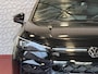 Volkswagen T-Roc 1.5 150PK eTSI R-LINE 06/2026 EDITION IQ LED/GRIL LOGO STOEL/STUUR.VERW ELEK.KLEP 2026