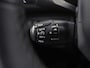 Peugeot 5008 1.2 PureTech Allure 7 Persoons (PANORAMADAK, APPLE CARPLAY, GROOT NAVI, 360 CAMERA, SPORTSTOELEN, GETINT GLAS, LEDER, CRUISE, NIEUWE APK, NIEUWSTAAT)