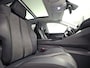 Peugeot 5008 1.2 PureTech Allure 7 Persoons (PANORAMADAK, APPLE CARPLAY, GROOT NAVI, 360 CAMERA, SPORTSTOELEN, GETINT GLAS, LEDER, CRUISE, NIEUWE APK, NIEUWSTAAT)