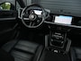 Porsche Cayenne Coupé 3.0 E-Hybrid | Panoramadak | NL-Auto | Dealeronderhouden | Sport Chrono | Bose | Memory Seats | Stoelverwarming + Ventilatie | Luchtvering | Stuurverwaming | Trekhaak |