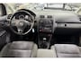 Volkswagen Touran 1.2 TSI Highl. Bovag Garantie NAP