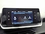 Peugeot 2008 1.2 PureTech Sport (APPLE CARPLAY, GROOT NAVI, PARKEERSENSOREN, SPORTSTOELEN, LANE ASSIST, CRUISE, NIEUWSTAAT)