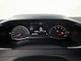 Peugeot 2008 1.2 PureTech Sport (APPLE CARPLAY, GROOT NAVI, PARKEERSENSOREN, SPORTSTOELEN, LANE ASSIST, CRUISE, NIEUWSTAAT)