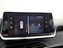 Peugeot 2008 1.2 PureTech Sport (APPLE CARPLAY, GROOT NAVI, PARKEERSENSOREN, SPORTSTOELEN, LANE ASSIST, CRUISE, NIEUWSTAAT)