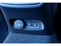 Volvo EX40 Single Motor Extended Range Plus Europa 82 kWh | Harman Kardon audio | 19 inch Lichtmetalen velgen | Elektrisch verstelbare voorstoelen | Climate Pack |