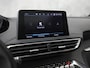 Peugeot 5008 1.2 PureTech GT-Line 7 Persoons (PANORAMADAK, APPLE CARPLAY, GROOT NAVI, 360 CAMERA, GETINT GLAS, SPORTSTOELEN, LEDER, KEYLESS. CRUISE, NIEUWSTAAT)