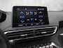 Peugeot 5008 1.2 PureTech GT-Line 7 Persoons (PANORAMADAK, APPLE CARPLAY, GROOT NAVI, 360 CAMERA, GETINT GLAS, SPORTSTOELEN, LEDER, KEYLESS. CRUISE, NIEUWSTAAT)