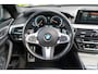 BMW 5-Serie Touring 530i High Executive M | M Pakket | Schuif/kanteldak | Head-Up display | 20 inch | Adaptieve cruise control | Luchtvering