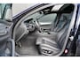 BMW 5-Serie Touring 530i High Executive M | M Pakket | Schuif/kanteldak | Head-Up display | 20 inch | Adaptieve cruise control | Luchtvering