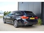 BMW 5-Serie Touring 530i High Executive M | M Pakket | Schuif/kanteldak | Head-Up display | 20 inch | Adaptieve cruise control | Luchtvering