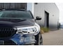 BMW 5-Serie Touring 530i High Executive M | M Pakket | Schuif/kanteldak | Head-Up display | 20 inch | Adaptieve cruise control | Luchtvering