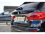 BMW 5-Serie Touring 530i High Executive M | M Pakket | Schuif/kanteldak | Head-Up display | 20 inch | Adaptieve cruise control | Luchtvering