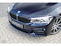 BMW 5-Serie Touring 530i High Executive M | M Pakket | Schuif/kanteldak | Head-Up display | 20 inch | Adaptieve cruise control | Luchtvering