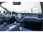Volvo XC60 2.0 T6 Plug-in hybrid AWD Plus Dark Long Range | SOH 100% | Trekhaak | Harman Kardon | Adaptieve cruise control | Schuif/kanteld
